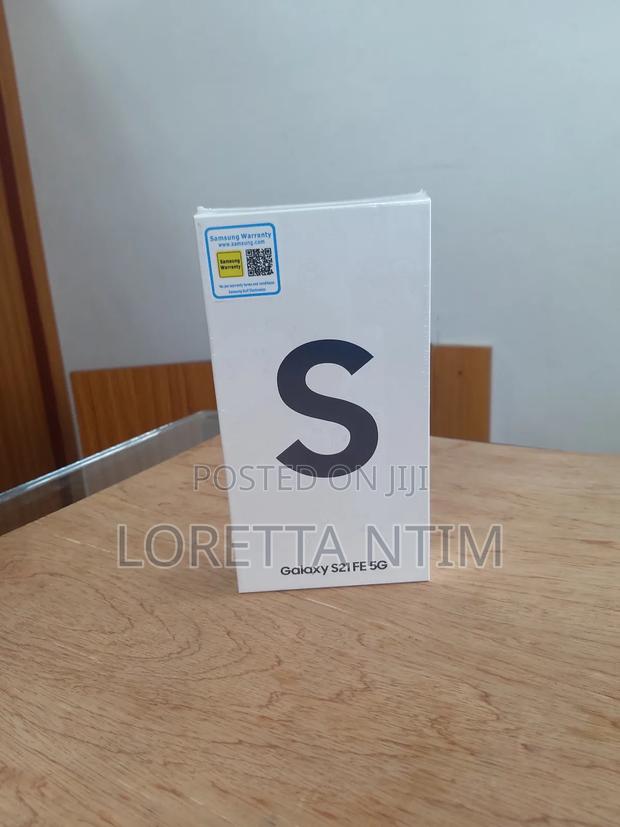 New Samsung Galaxy S21 FE 5G 128 GB Black photo 2