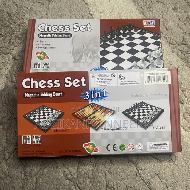 Chess (Magnetic Folding Board)
