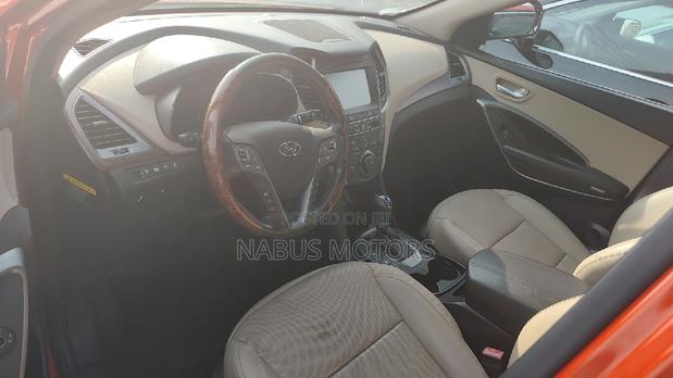 Hyundai Santa Fe SE AWD 2018 Orange