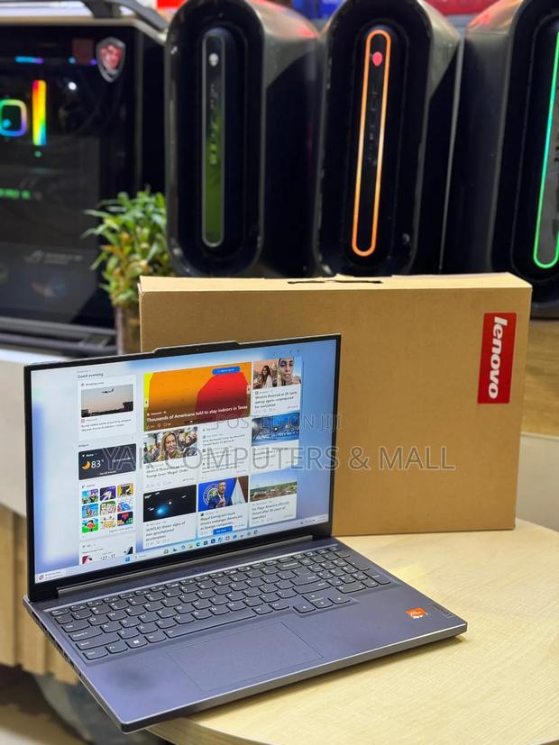 Laptop Lenovo Legion 5 32GB AMD Ryzen 7 SSD 512GB