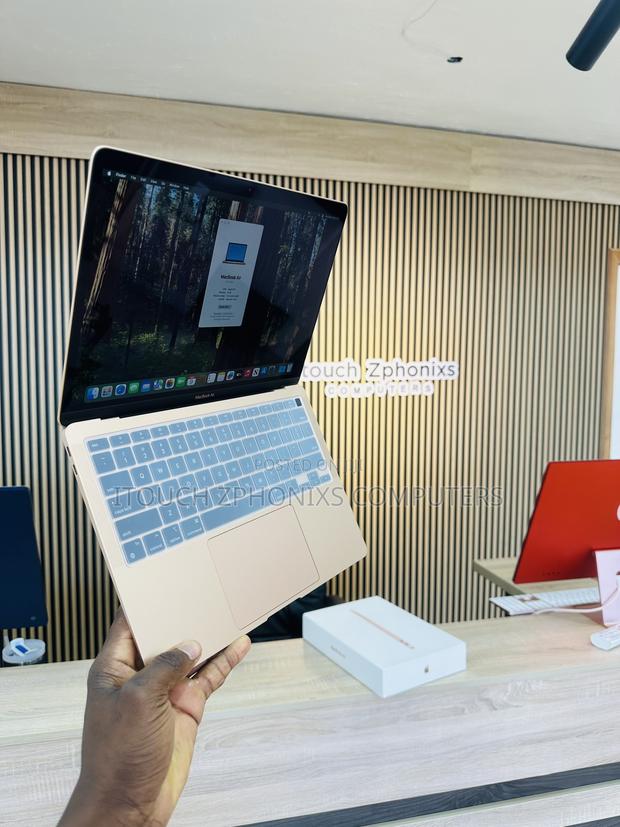 Laptop Apple MacBook Air 8GB Apple M1 SSD 256GB photo 2