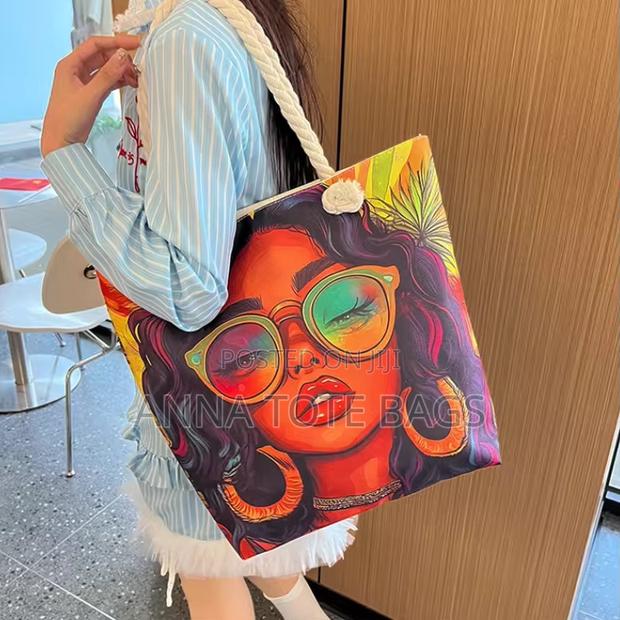 Beautiful Double Sided Bag photo 3