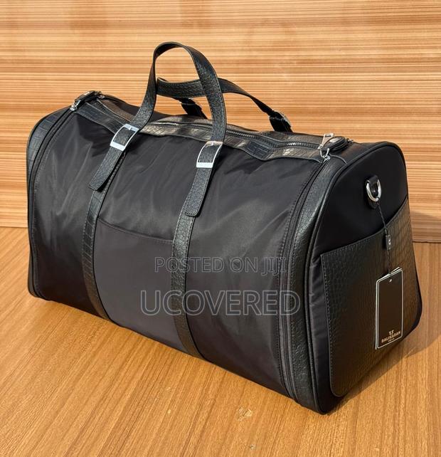 Luxurious Woven Leather Duffle Unisex Bag · Photo 4