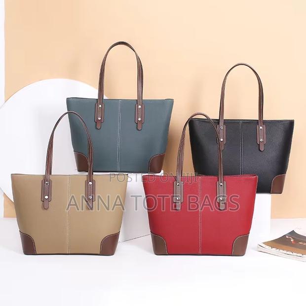 Premium Leather Handbag photo 4