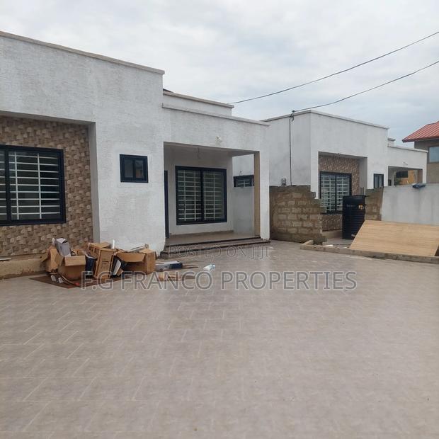 3bdrm House in Kg. Franco, Spintex for sale · Photo 4