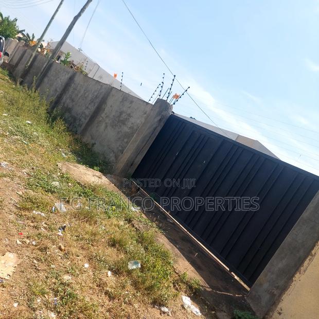 One Plot of Land for Sale at Community 17 · Photo 1