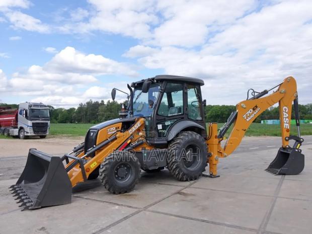 Case 770 Ex Backhoe · Photo 2