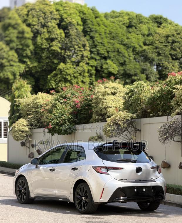 Toyota Corolla 2022 Silver