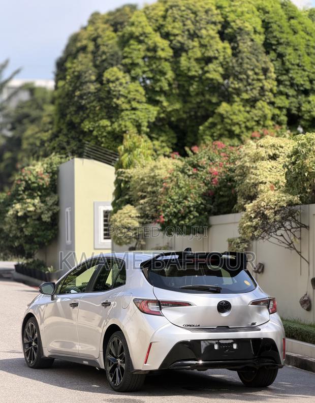 Toyota Corolla 2022 Silver