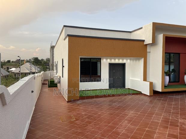 4bdrm House in Atwima Kwanwoma for sale