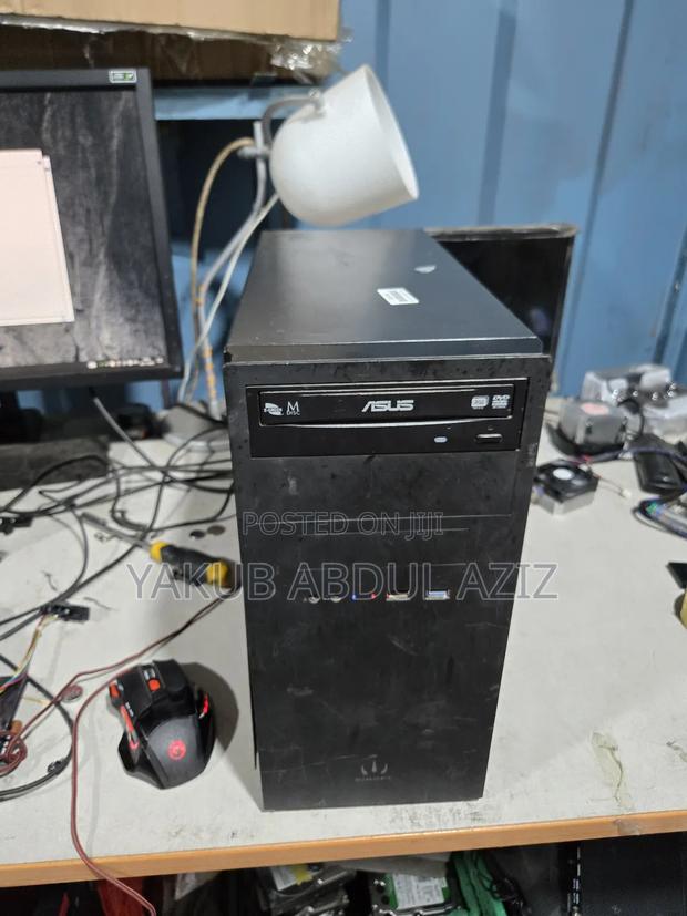 Desktop Computer Asus 8GB AMD HDD 500GB
