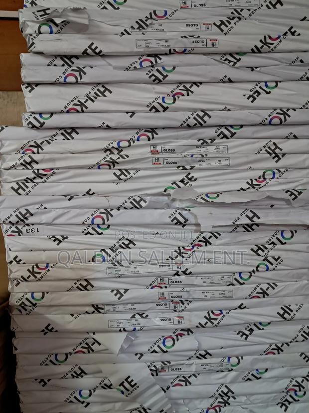 Hi-kote Glossy Art Paper 130gsm Niegrian Size 622*914mm