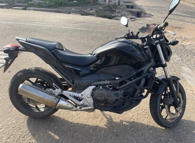 Honda NC700X 2014 Black photo 2
