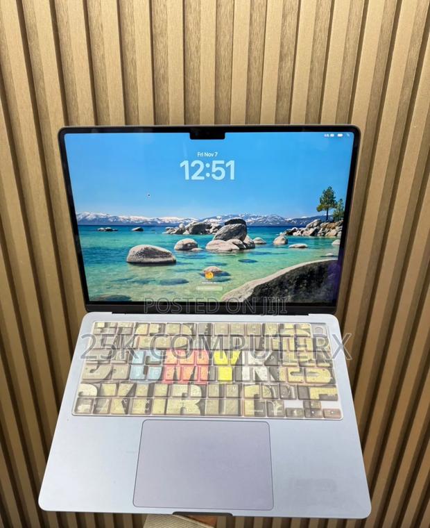 Laptop Apple MacBook Air 2022 M2 8GB Apple M2 SSD 256GB photo 2