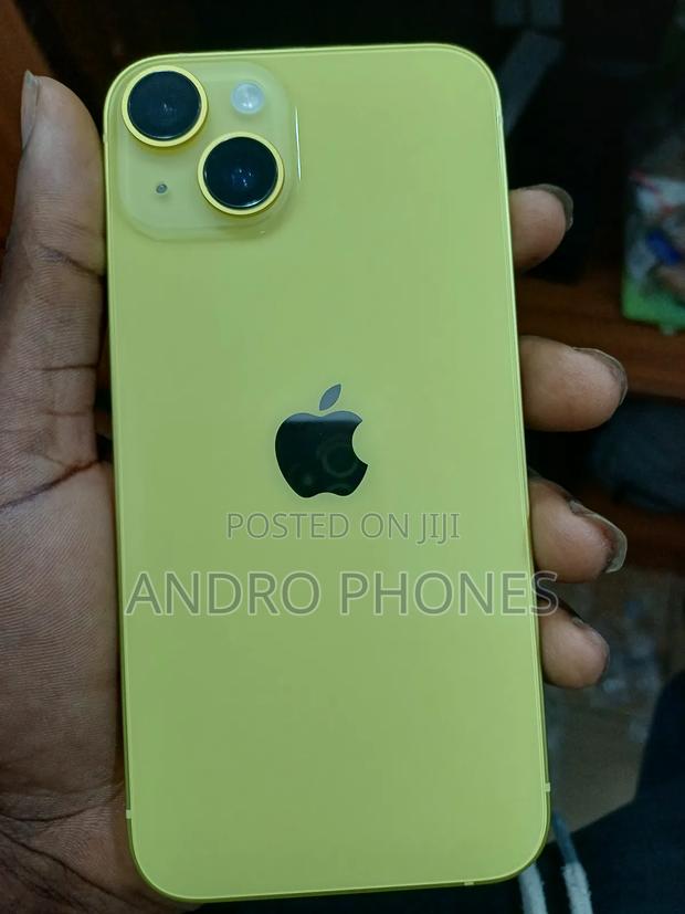 New Apple iPhone 14 128 GB Yellow · Photo 3