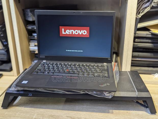 Laptop Lenovo Thinkpad T490s 16GB Intel Core I5 SSD 256GB photo 2