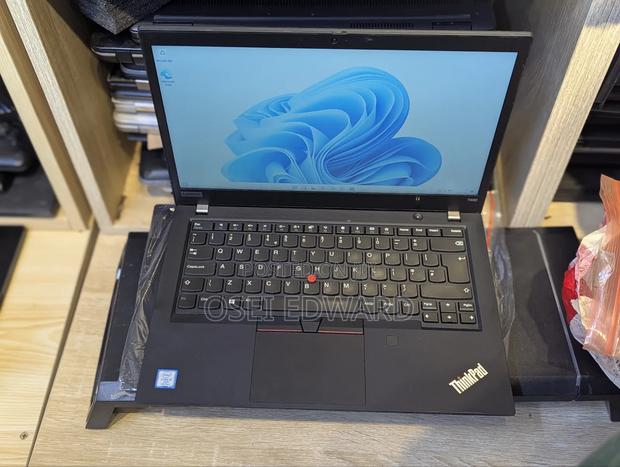 Laptop Lenovo Thinkpad T490s 16GB Intel Core I5 SSD 256GB