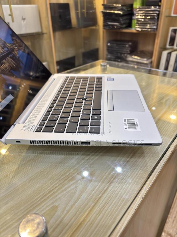 New Laptop HP EliteBook 830 G6 8GB Intel Core i5 SSD 256GB photo 7