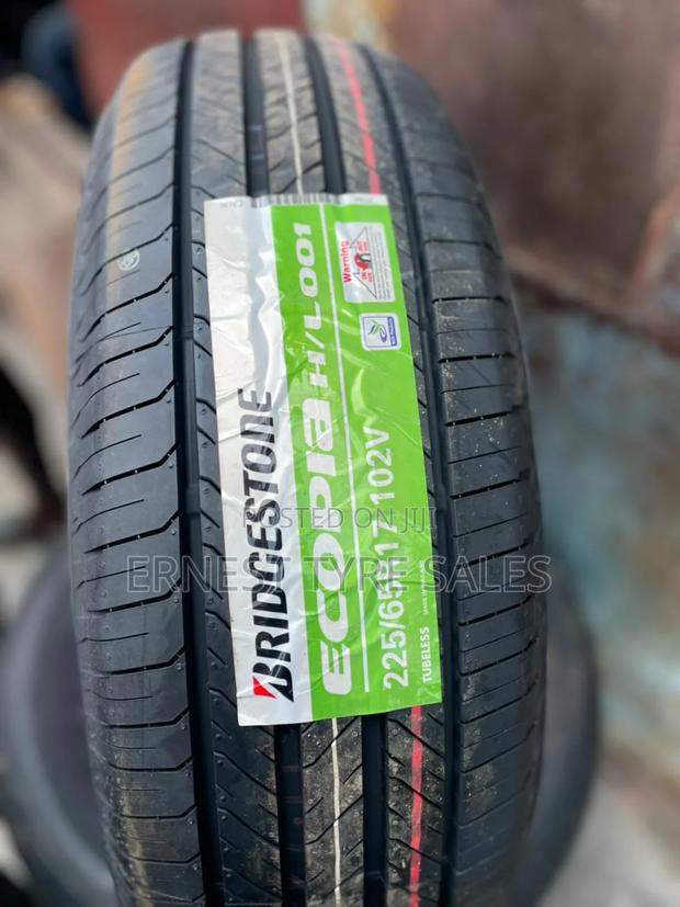 255/50r20 Tires photo 6