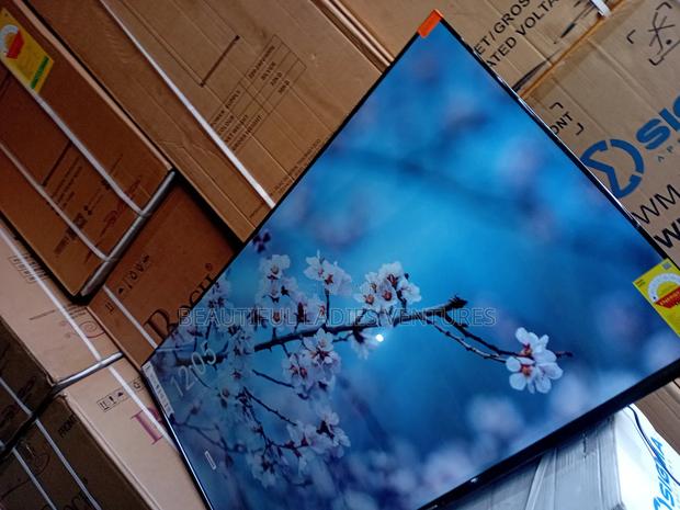 Big Screen 55-Inch Smart Television With Resolution for Realistic · Photo 3