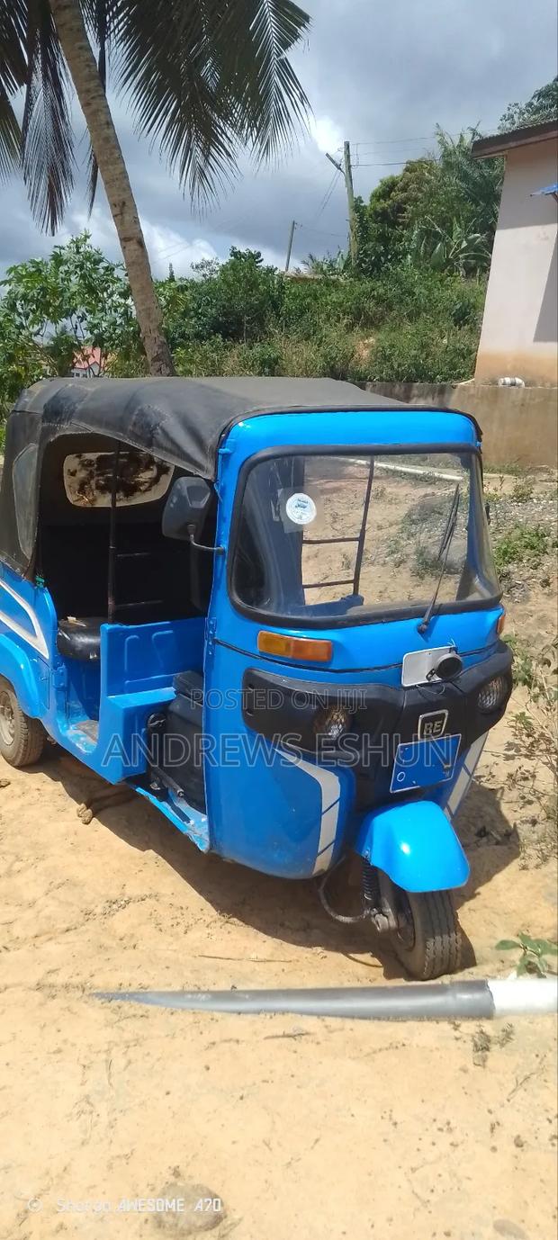 Bajaj RE 2023 Blue · Photo 3