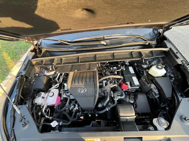 New Toyota Highlander LE AWD 2024 Gray