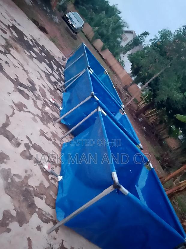 Portable Tarpaulin Fish Pond · Photo 4