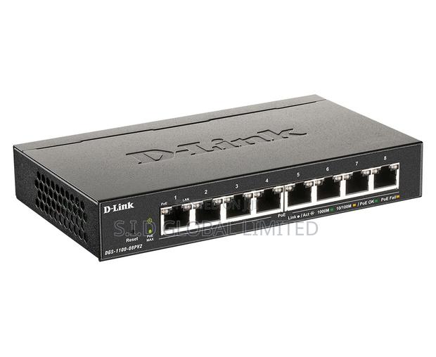 The Dgs-1100 Series Features Loopback Detection And Cable Diagnostics · Photo 2