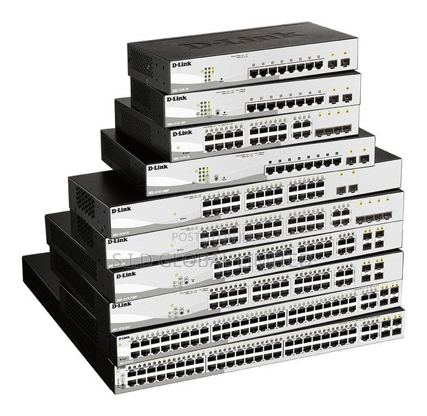 Dgs-1210 - Use Fibre Uplinks To Connect Across Longer Distances · Photo 2