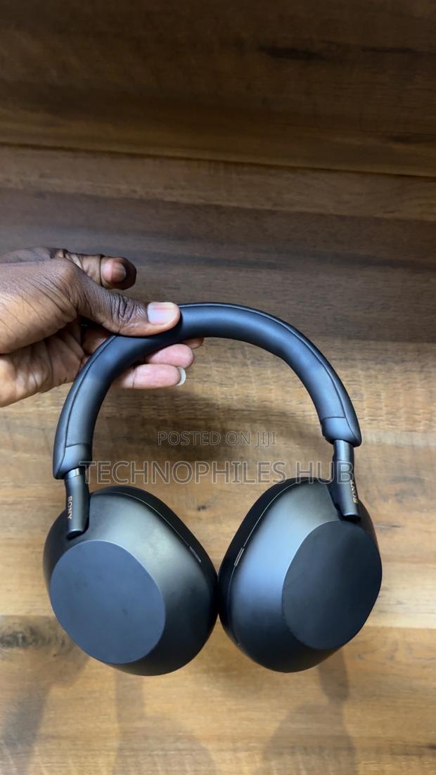 Sony Wh-1000xm5