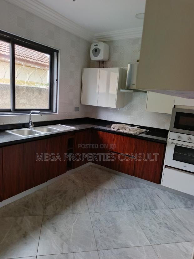 4bdrm House in Achimota for rent · Photo 4
