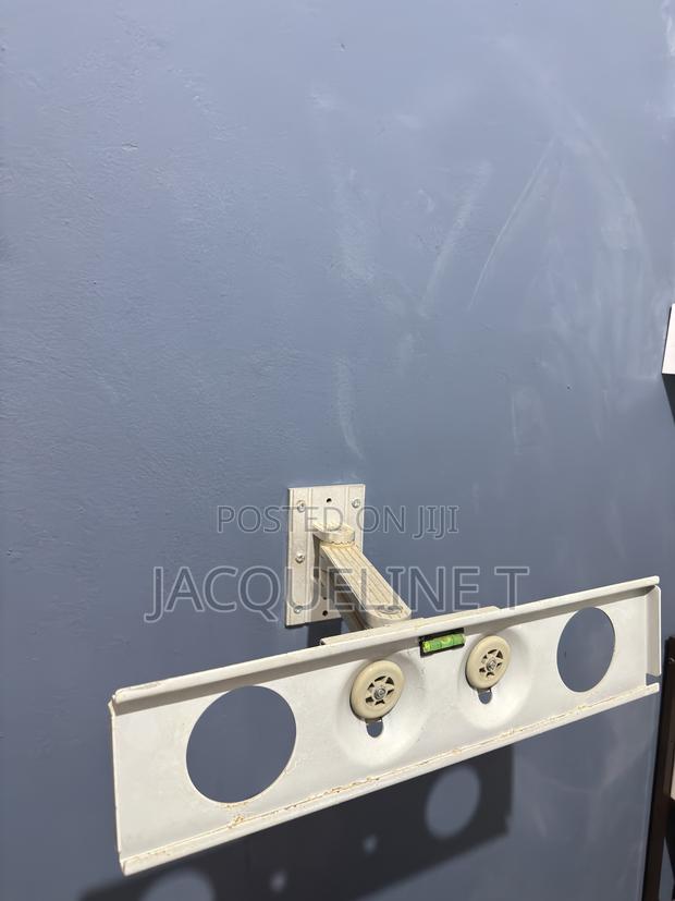 40inch to 60inch Tv Bracket photo 3