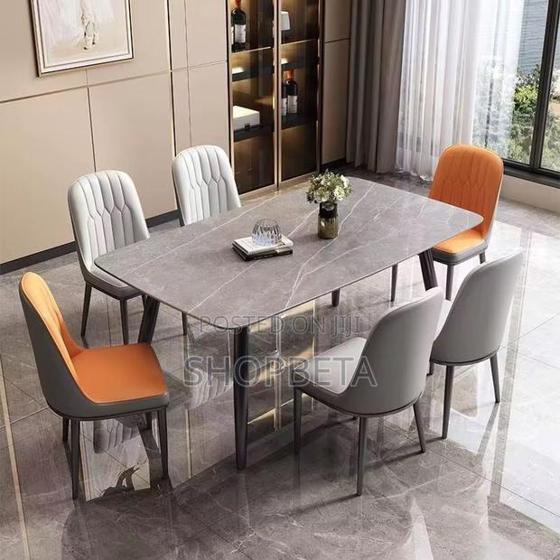 Dinning Table photo 2