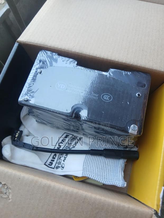 Escalade Front Brake Pad 2020-2024 With Sensor photo 2