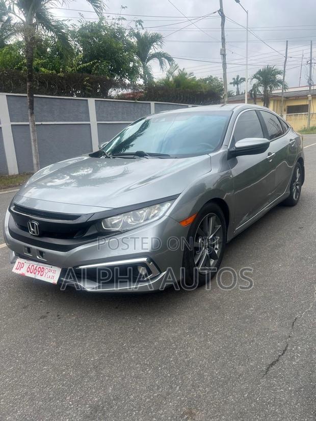 Honda Civic EX Sedan 2019 Silver