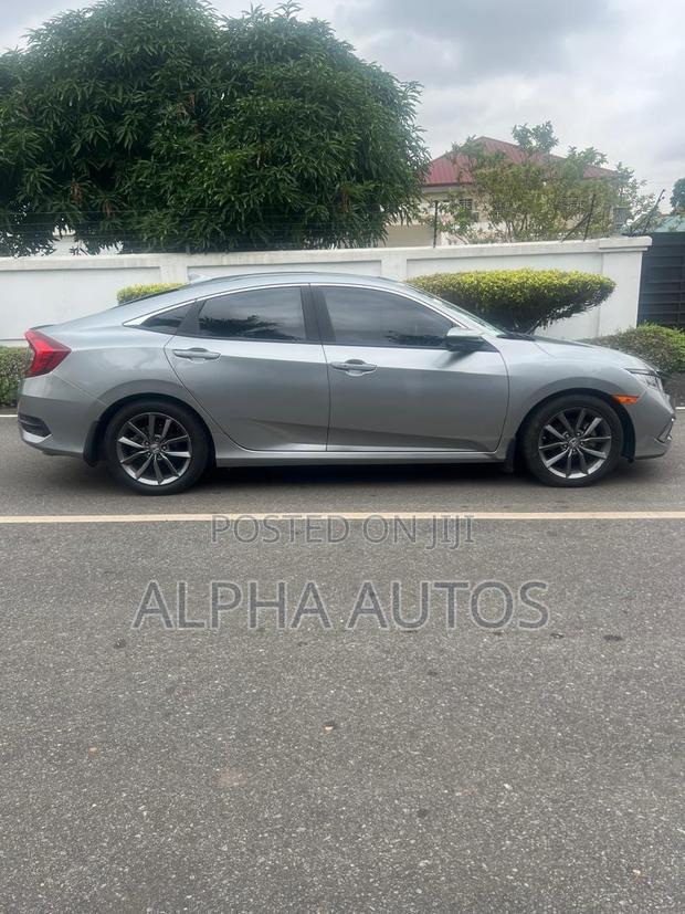 Honda Civic EX Sedan 2019 Silver