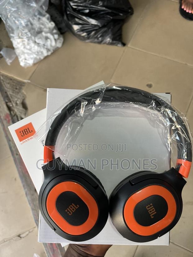 JBL Tune 780bt
