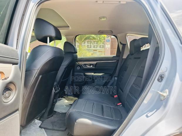 Honda CR-V Touring AWD 2020 Gray