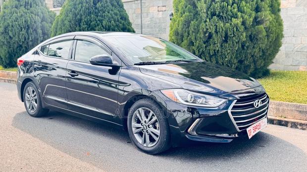 Hyundai Elantra Value Edition Sedan FWD (2.0L 4cyl 6A) 2017 Black