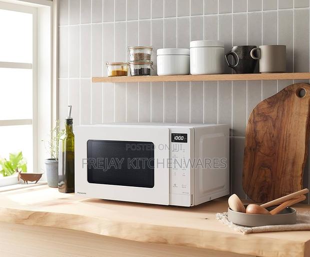 Panasonic 20l 800w Compact Microwave Oven With Auto Menus, White