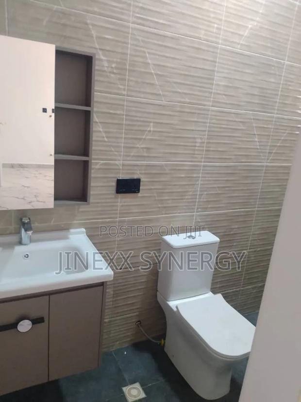 4bdrm Duplex in Sakumono for rent