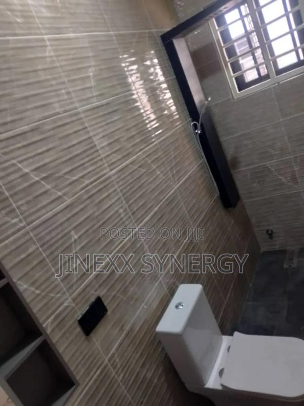 4bdrm Duplex in Sakumono for rent