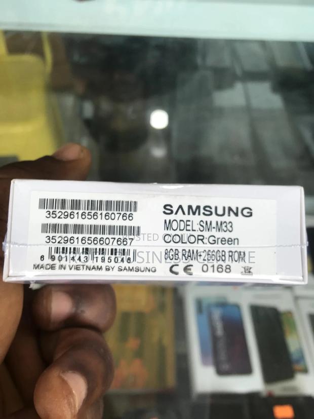 New Samsung Galaxy M33 5G 128 GB Black