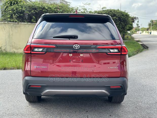 Toyota Grand Highlander Hybrid 2024 Burgundy