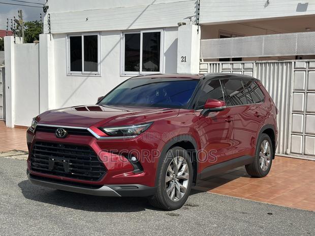 Toyota Grand Highlander Hybrid 2024 Burgundy