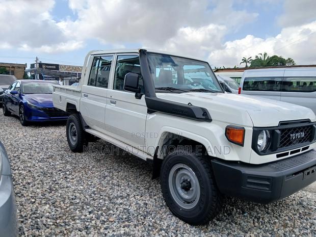 New Toyota Land Cruiser 2025 White