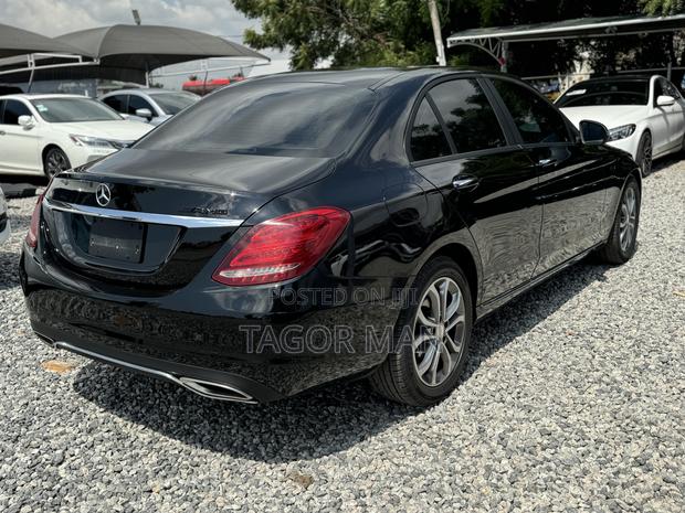 Mercedes-Benz C300 Luxury 4matic Sedan AWD (2.0L 4cyl 7A) 2017 Black
