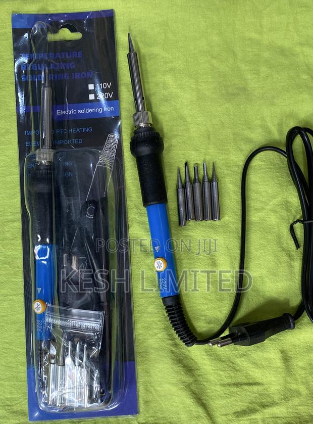 Regulating Soldering Iron With Four Bits