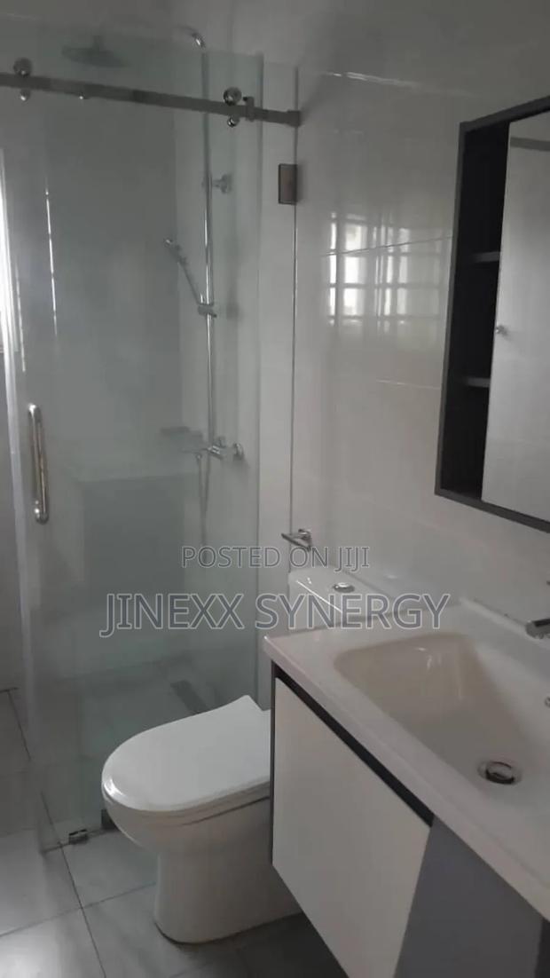 3bdrm Duplex in Manet Court for rent