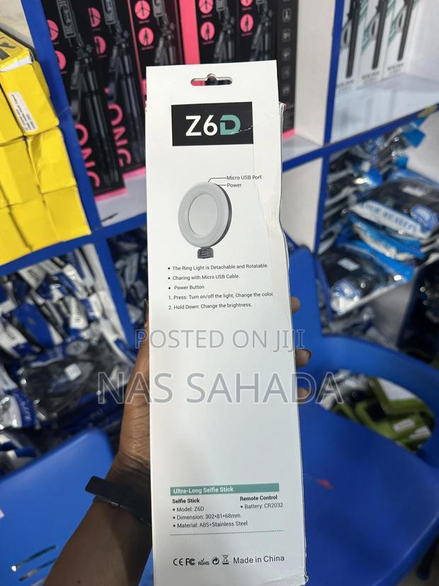 Z6d Selfie Sticks Tripod With Two Light · Photo 4